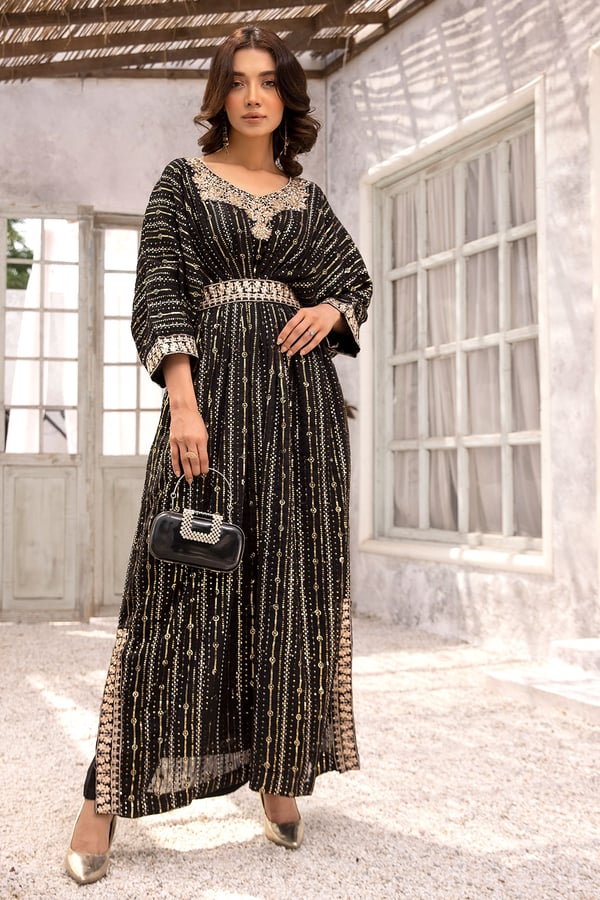 Jeem collection embroidered 2 piece kaftan set