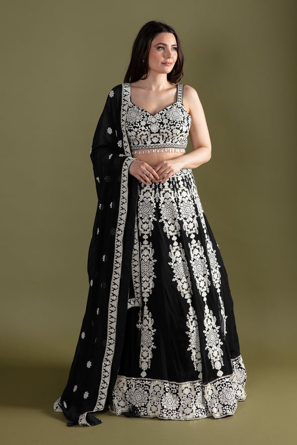Shiffonz 3 piece thread work embroidered lengha choli - Image 2