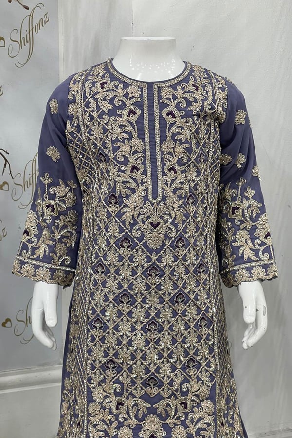 3 Piece kids luxury embroidered gharara suit - Image 5