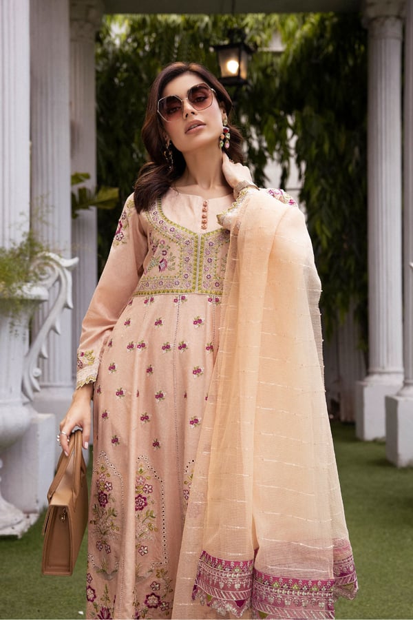 3 Piece jacquard lawn mother and daughter collection - Image 3