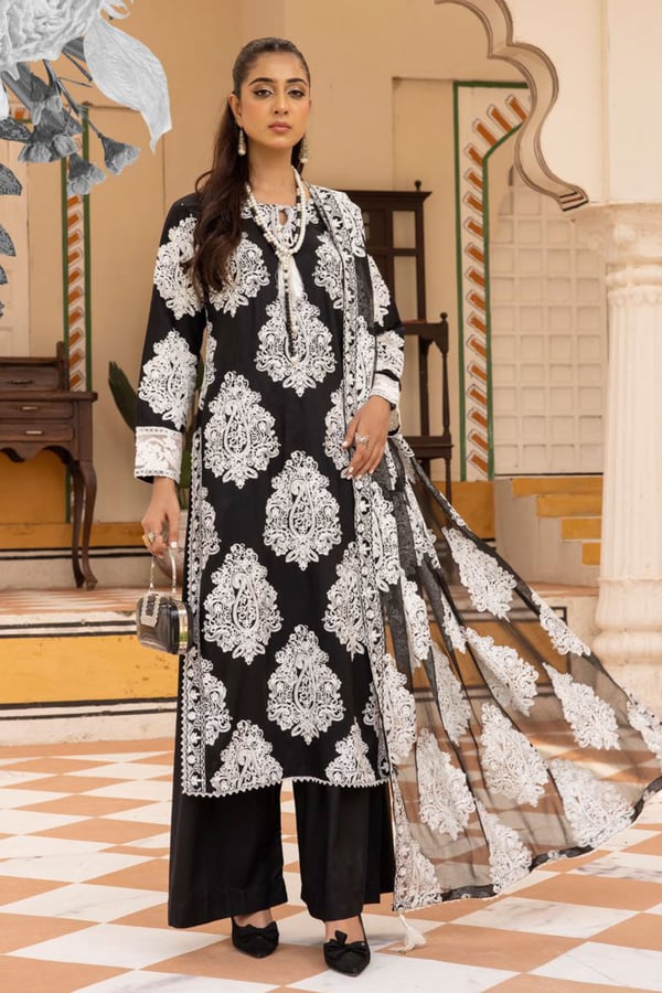 Jannat Floral collection 3 piece embroidered suit - Black, X - Large