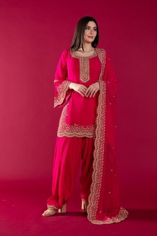 Shiffonz 3 piece thread work embroidered shalwar suit - Image 3