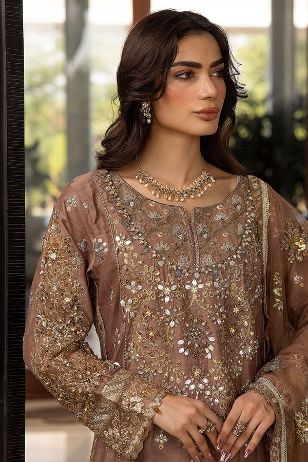 Zhavia luxe embroidery collection 3 piece suit - Image 6