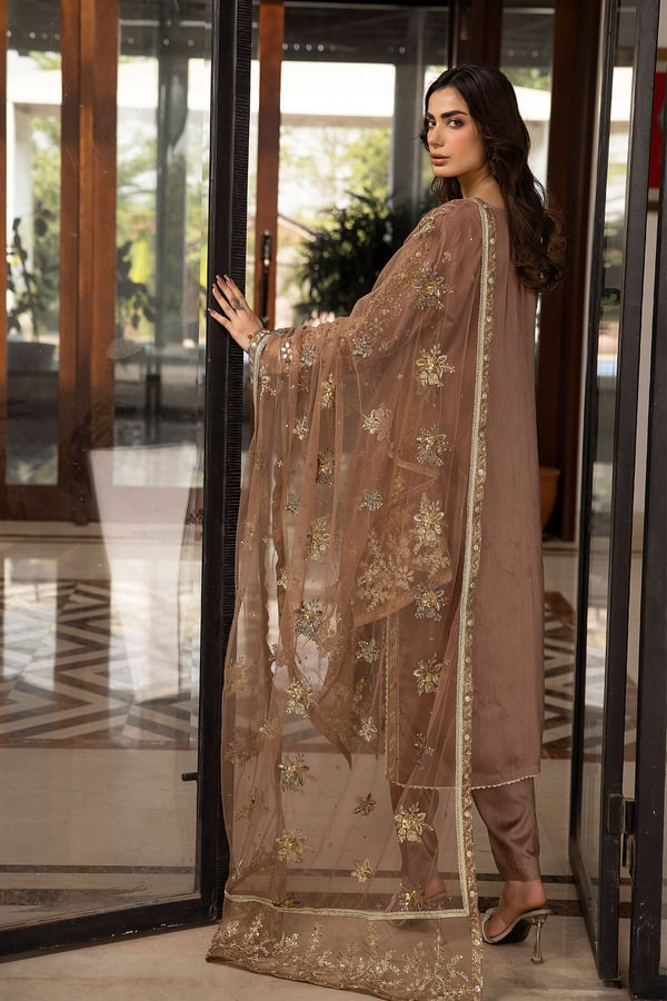 Zhavia luxe embroidery collection 3 piece suit - Image 3
