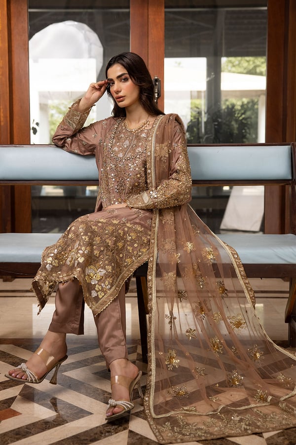 Zhavia luxe embroidery collection 3 piece suit - Image 4