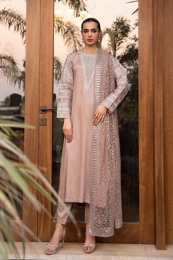 Republic by Shiffonz 3 piece embroidered suit