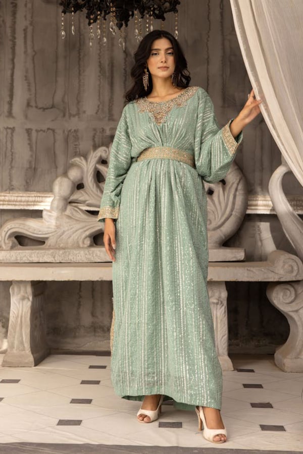 Jeem 2 piece luxury embroidered kaftan with belt - Image 5