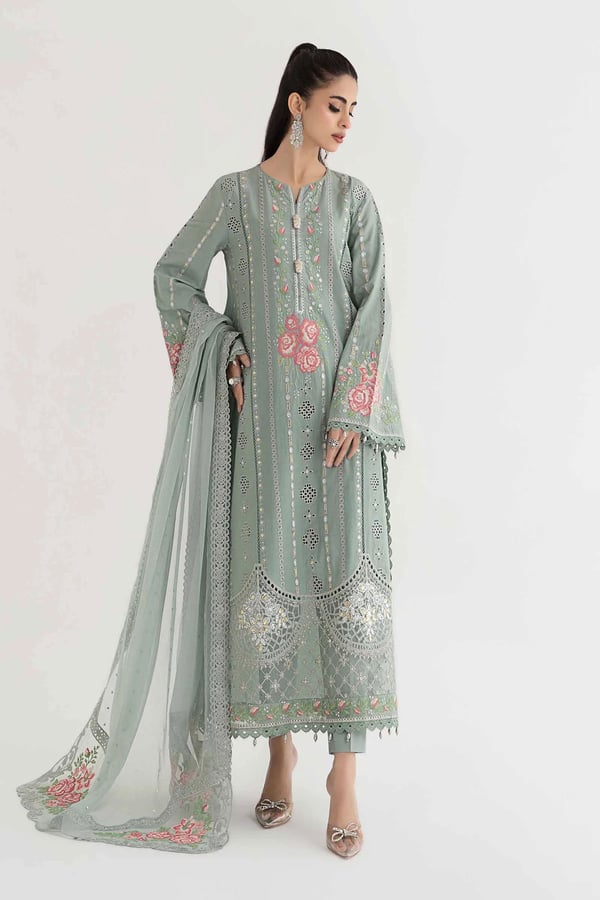 Esma embroiderd collection 3 piece suit