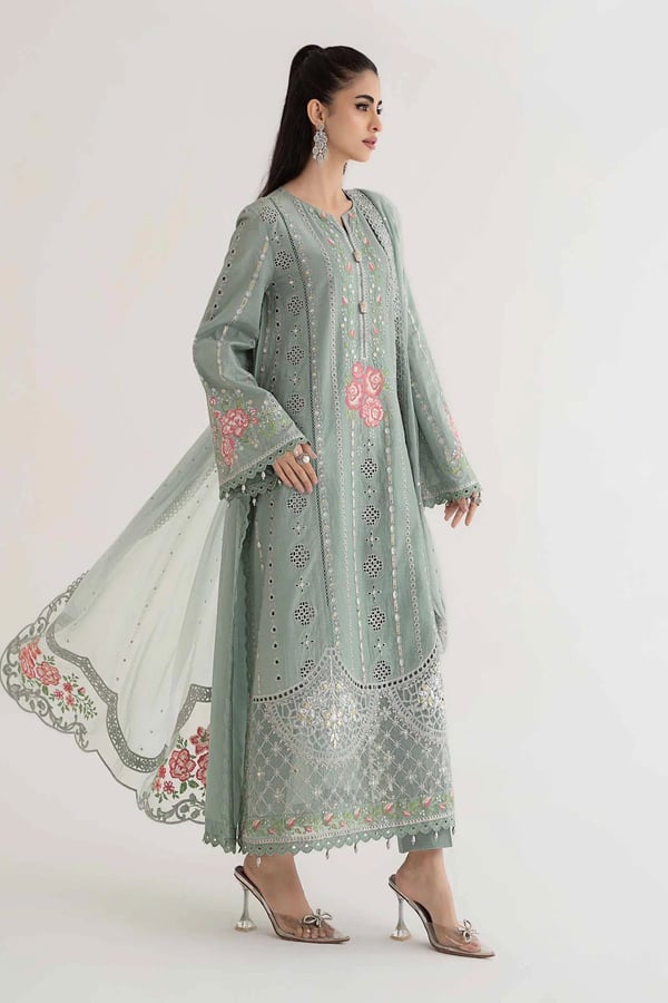 Esma embroiderd collection 3 piece suit - Image 2