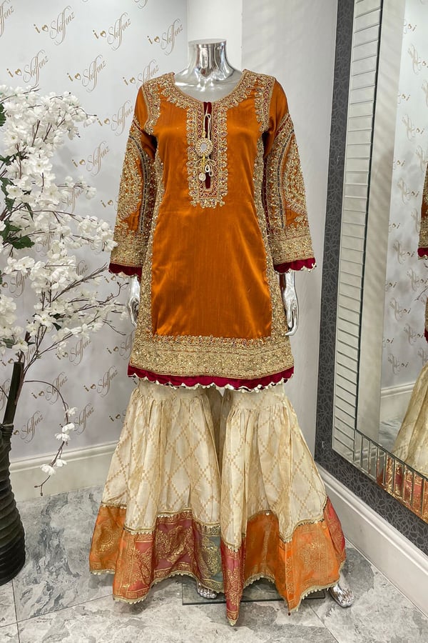 Abru mother and daughter 3 piece mehndi suit - Image 2