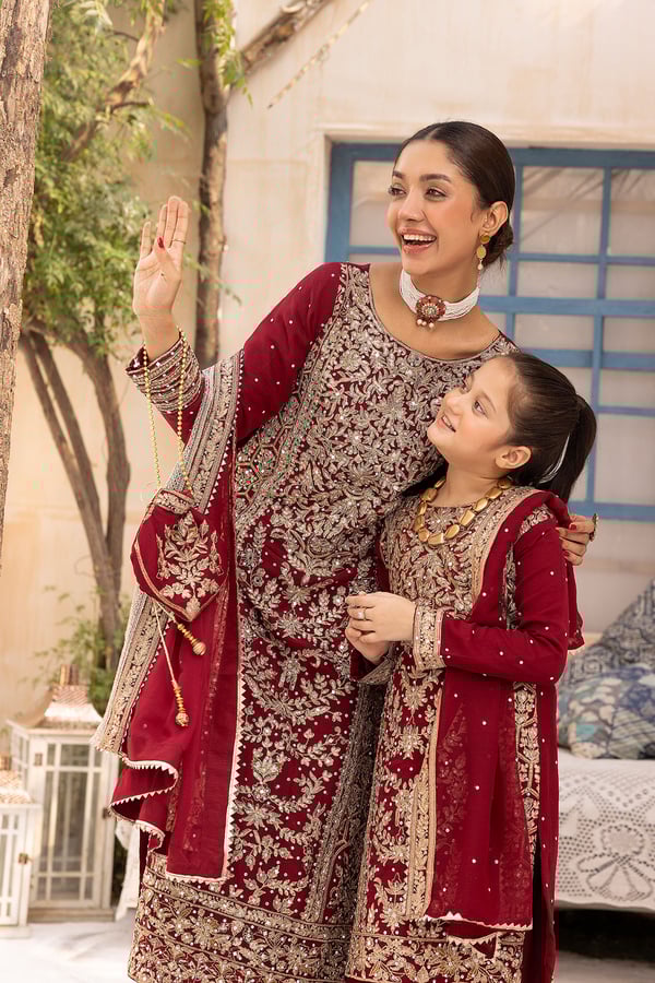 Nureh Shiffonz collection kids embroidered plazo suit - Image 2