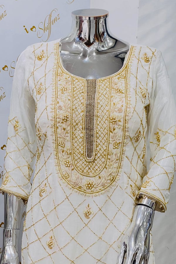 Amreen wedding collection 3 piece gharara suit - Image 5