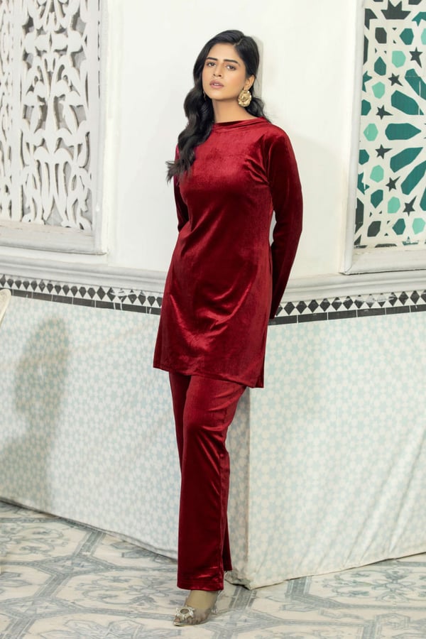 Classic velvet co-ord set - Image 6