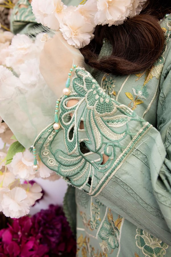 Shiffonz 3 piece luxury linen embroidered suit - Image 6