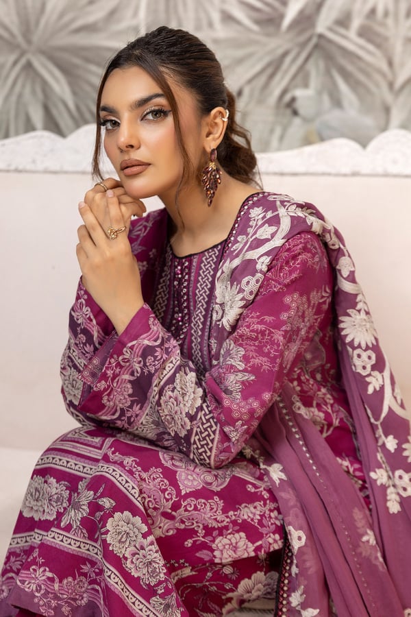 Fiesta khaddar collection 3 piece printed suit - Image 5