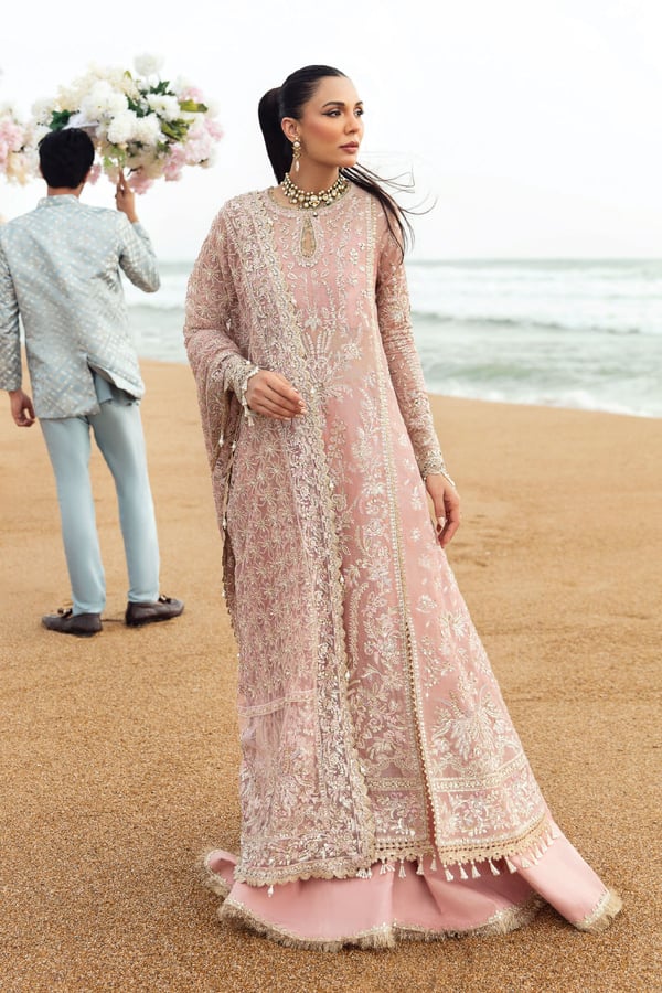 Dastangoi by Afrozeh 3 piece shazma embroidered suit