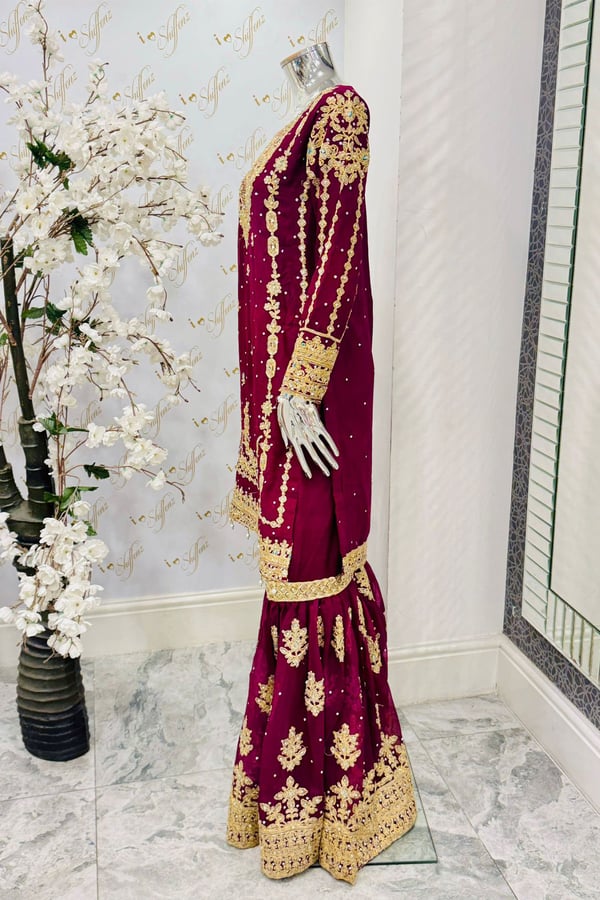 Esme wedding collection 3 piece mehndi suit - Image 3