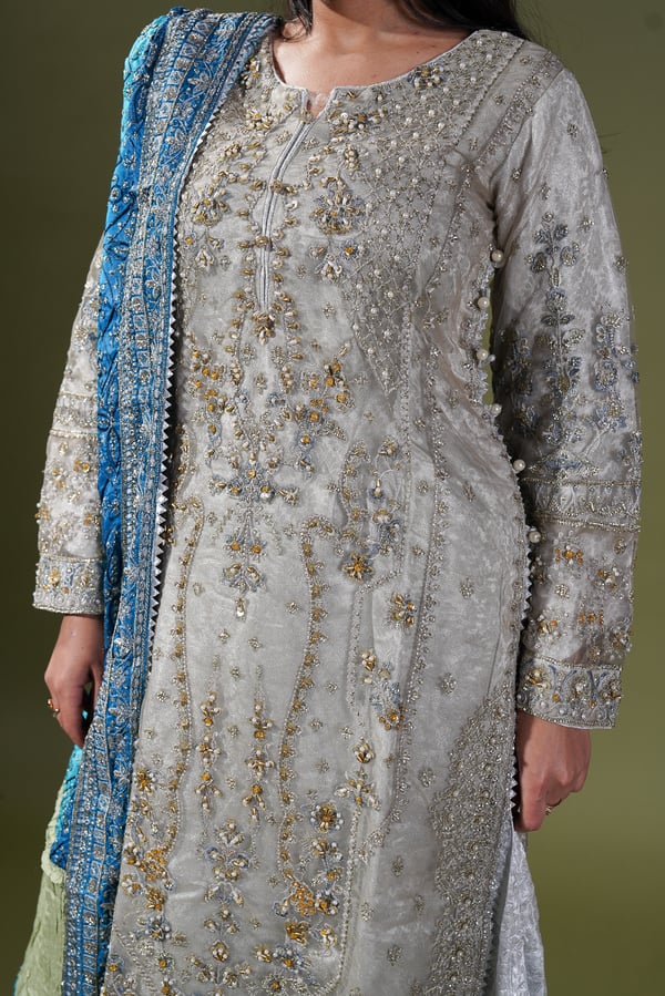 Aik wedding collection 3 piece embroidered suit - Image 5