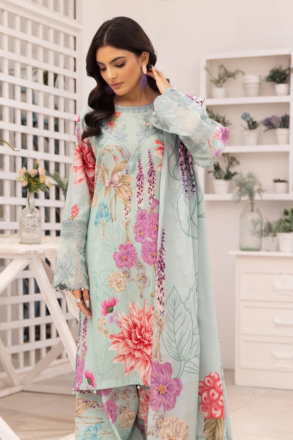 Aura luxe collection 3 piece printed khaddar suit - Image 3