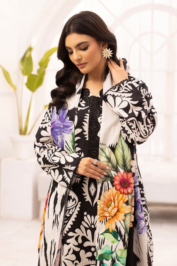 Aura luxe collection 3 piece printed khaddar suit - Image 4