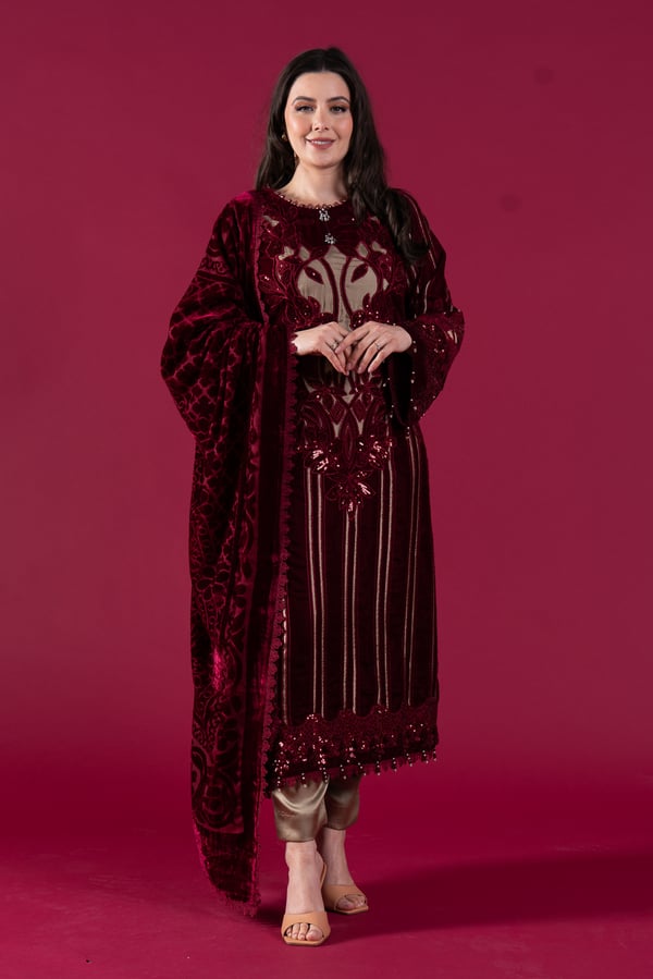 Maria b Neylam velvet embroidered 3 piece suit - Image 3
