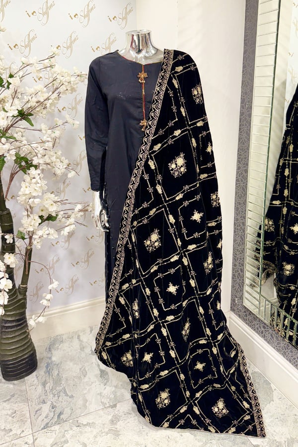 Velvet luxury embroidered shawl collection