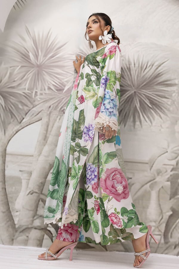 Maria b petals embroidery collection 3 piece suit - Image 2