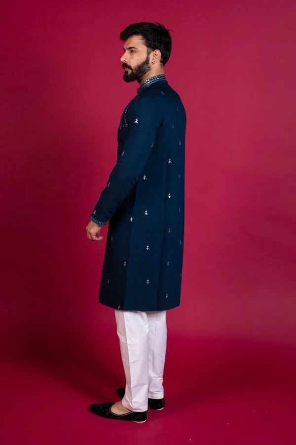 Men's embroidered kurta pyjama - Image 2