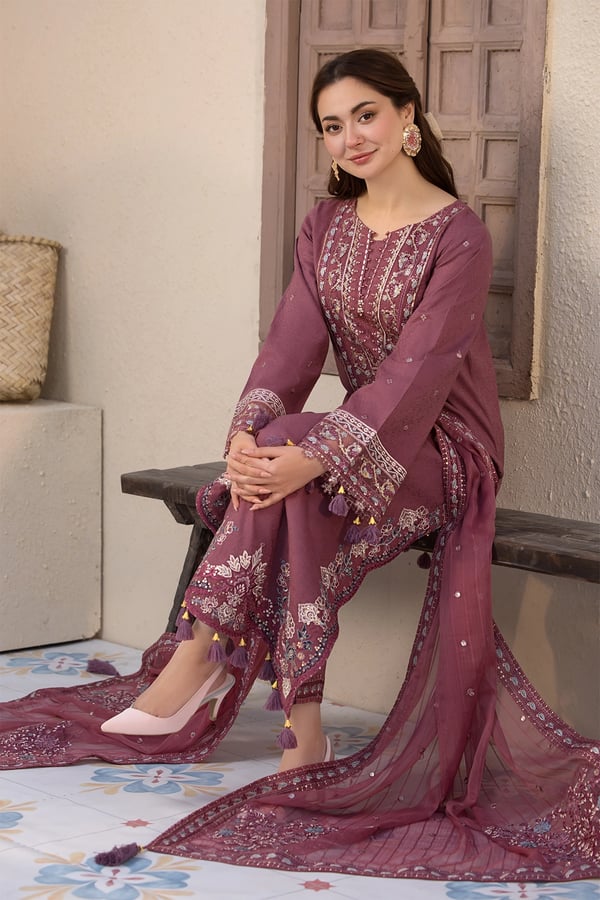 Hania Amir premium Eid 2025 3 piece jacquard collection - Image 6