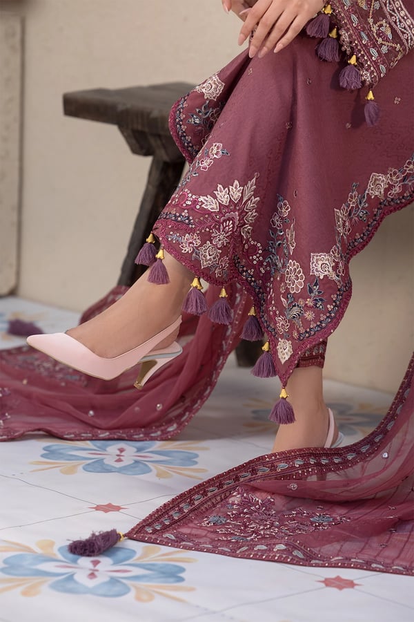 Hania Amir premium Eid 2025 3 piece jacquard collection - Image 9