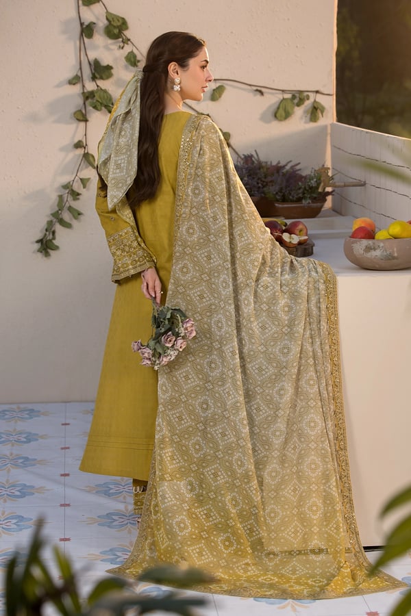 Hania Amir deluxe Eid 2025 3 piece jacquard collection - Image 3