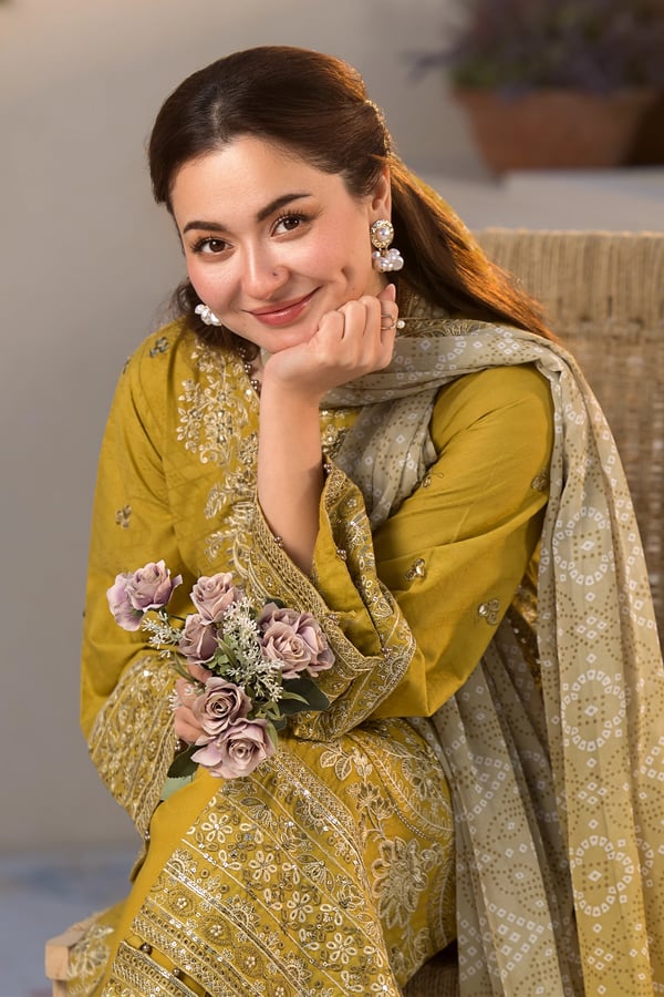 Hania Amir deluxe Eid 2025 3 piece jacquard collection - Image 9