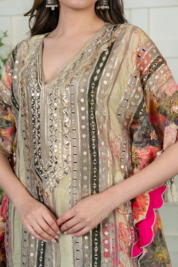 Graceful 2 piece kaftan style top with tulip set - Image 11