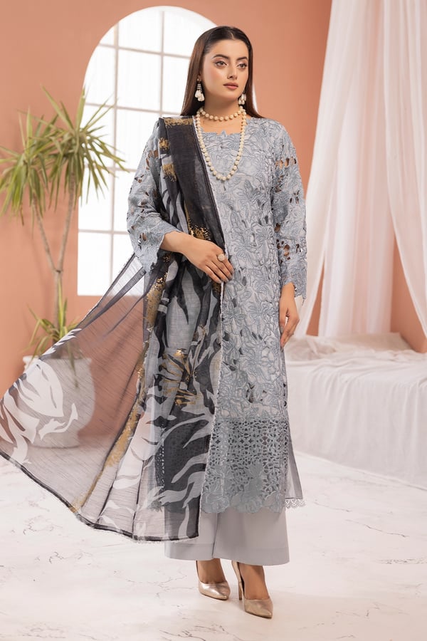 Elegant 3 piece Rang Rasiya lawn Eid 2025 collection - Blue, X - Large