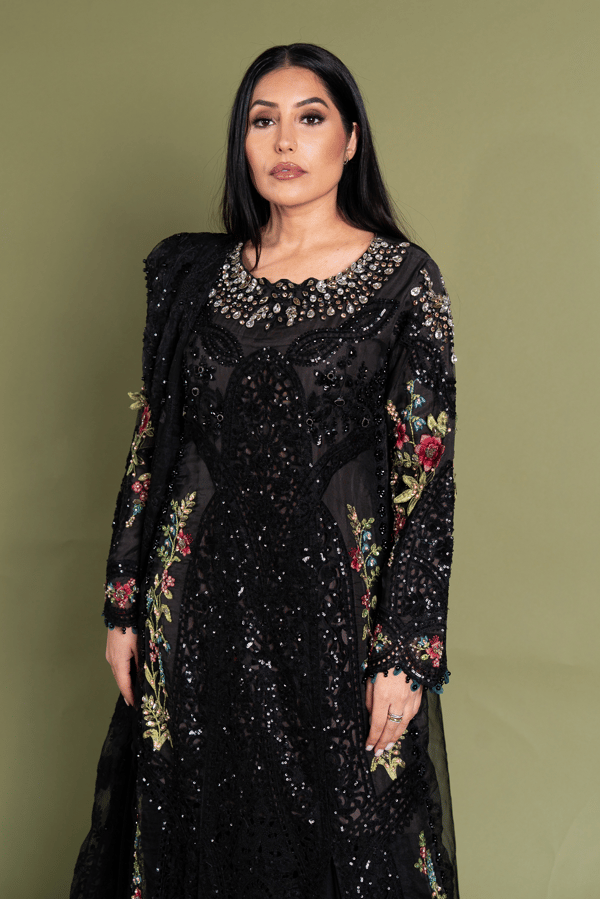 Maria B wedding collection 3 piece embroidered suit - Image 6
