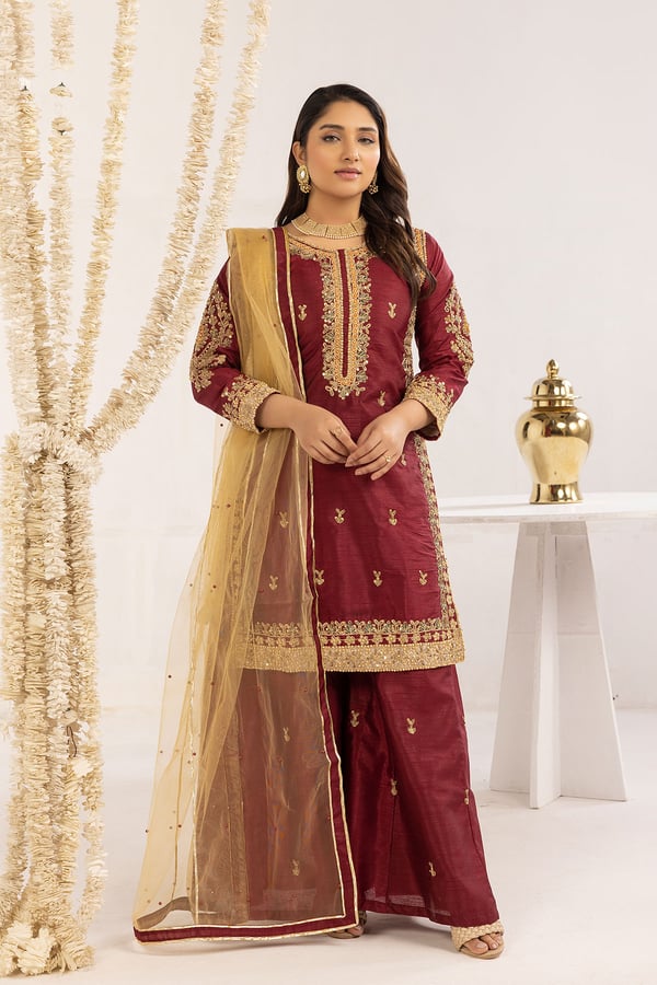 Mirey collection 3 piece embroidered mehndi suit - Image 3