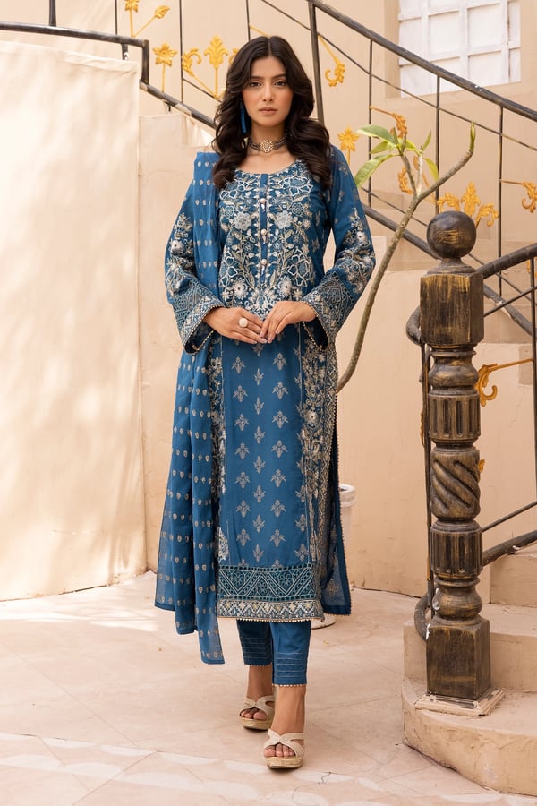 Duaa Nur Eid 2025 3 piece luxury lawn collection