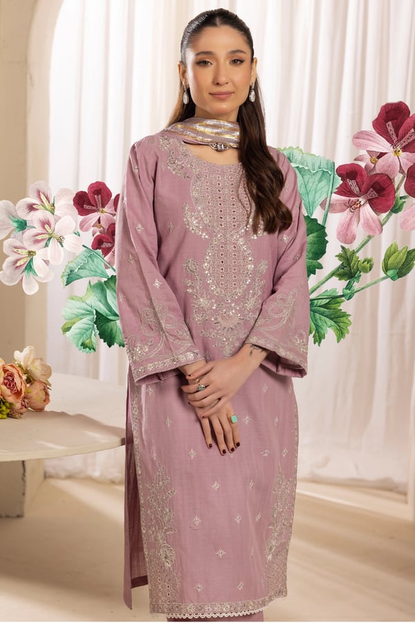 Senorita luxe Eid 2025 3 piece stylish suit - Image 4