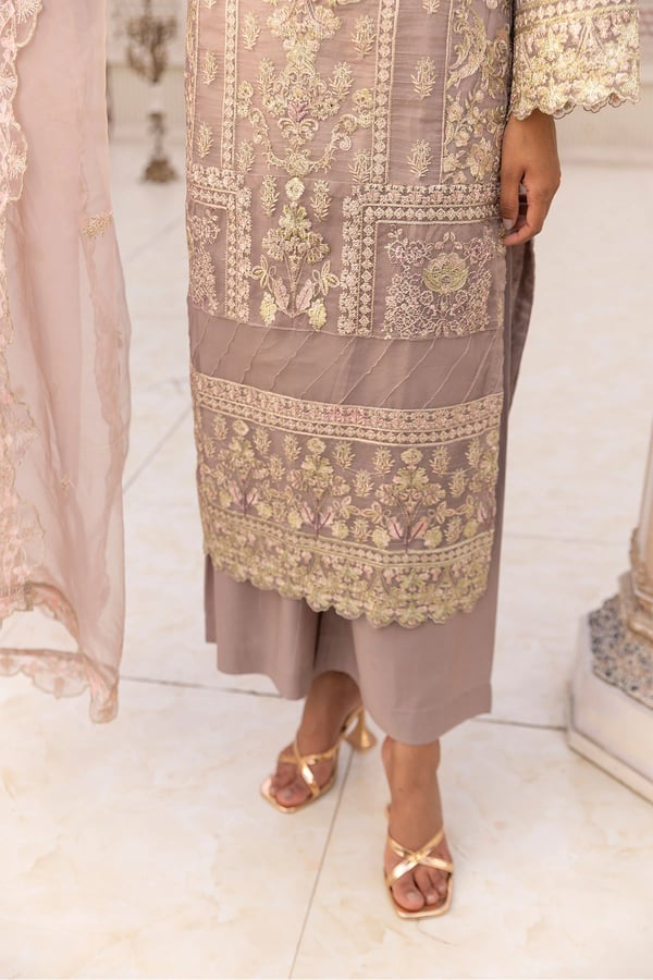 Alia Eid collection 3 piece embroidered organza suit - Image 6