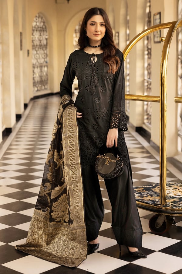 Image kari Eid 2025 3 piece deluxe chikankari collection