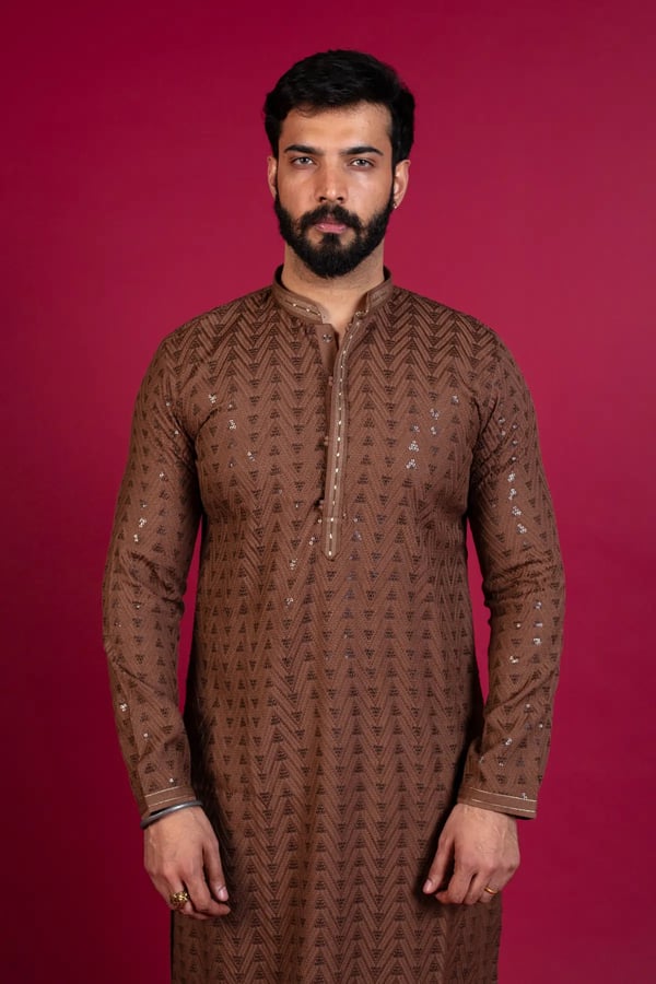 Men's 2 piece embroidered kurta pyjama - Image 4