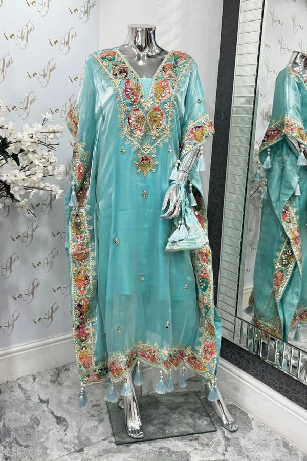 Deluxe 2 piece kaftan style suit - Image 3