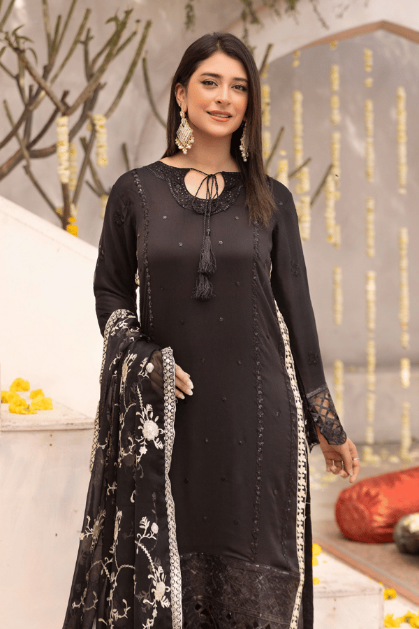 Nazish chiffon lux collection Gratitude 3 piece embroidered suit - Image 4