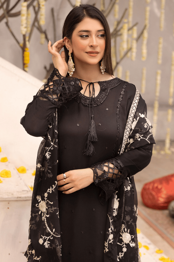 Nazish chiffon lux collection Gratitude 3 piece embroidered suit - Image 5