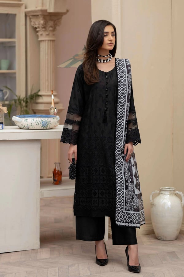 Laila mother and daughter 3 piece embroidered collection