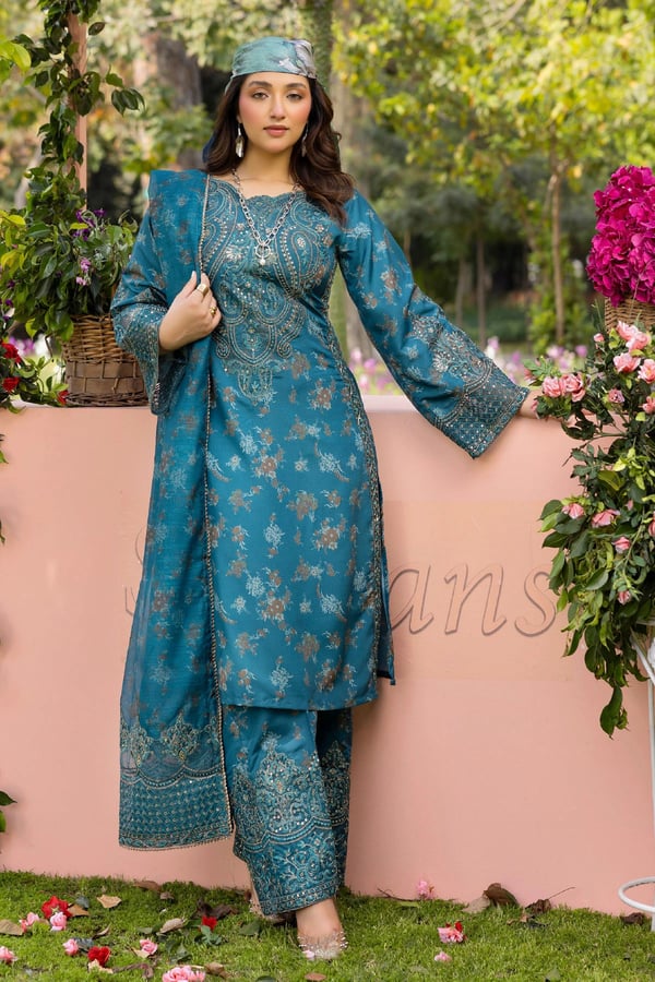 Daisy 3 piece luxury embroidery collection