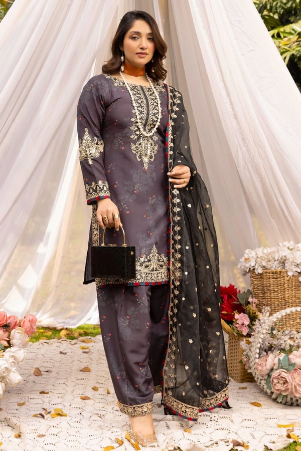 Daisy collection 3 piece embroidered farshi shalwar suit