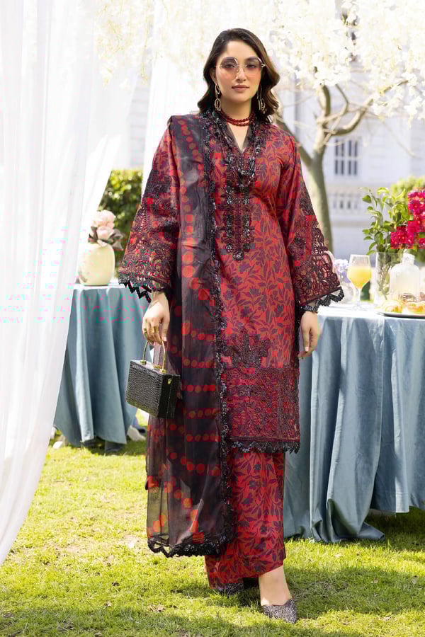 Daisy collection 3 piece luxury embroidered edit