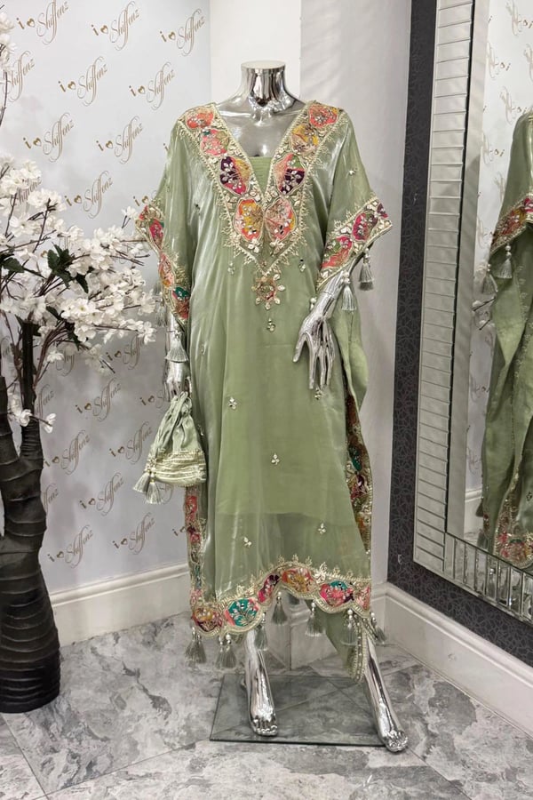 Deluxe 2 piece kaftan style suit - Image 2