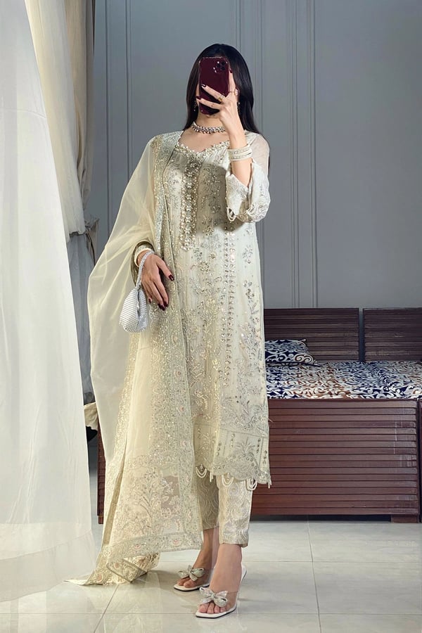Imrozia luxe collection 3 piece embroidered chiffon suit